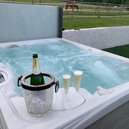Bed & Breakfast Domaine Du Cheval D Argent