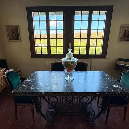 Domaine Du Cheval D Argent Bed & Breakfast Saiguede