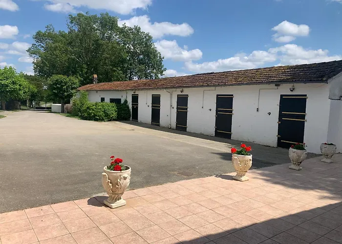 Domaine Du Cheval D Argent Saiguede